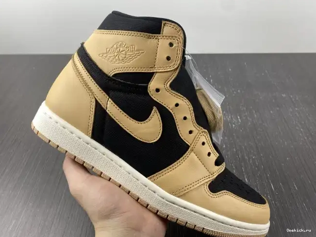 One Kick Jordan Heirloom 1 Air 555088-202 High OG 0624